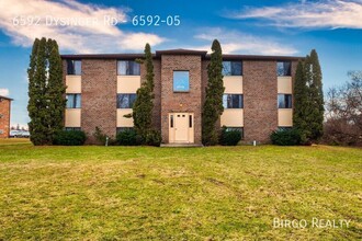 6592 Dysinger Rd-Unit -6592-05 in Lockport, NY - Building Photo - Building Photo