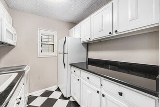 2 Adams St in Denver, CO - Building Photo - Building Photo
