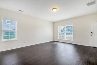 36 Tarbert Cut in Richmond Hill, GA - Building Photo - Building Photo