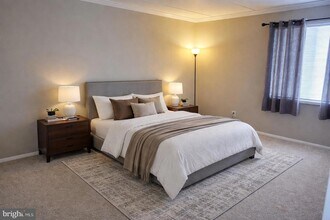 2624 Redcoat Dr, Unit 159 in Alexandria, VA - Foto de edificio - Building Photo