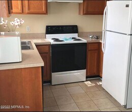 614 4th St N in Jacksonville Beach, FL - Building Photo - Building Photo