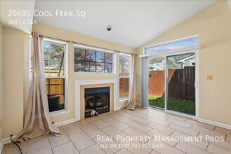 20485 Cool Fern Square in Ashburn, VA - Building Photo - Building Photo