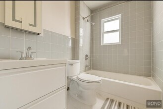 90-45 207th St in Queens, NY - Building Photo - Building Photo