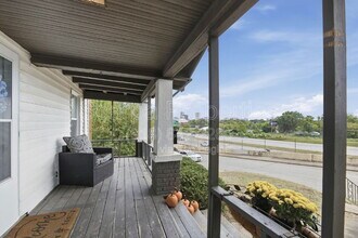 1415 W Reconciliation Way in Tulsa, OK - Building Photo - Building Photo