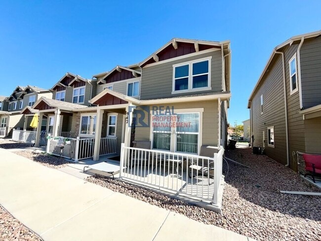 942 Petra Heights in Colorado Springs, CO - Building Photo - Building Photo