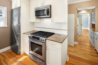 185 2nd Ave SE in Issaquah, WA - Building Photo - Building Photo