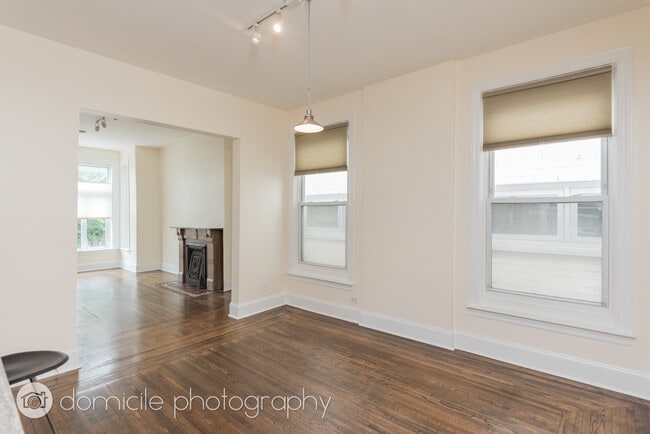 2005 W Race Ave, Unit 2 in Chicago, IL - Building Photo - Building Photo