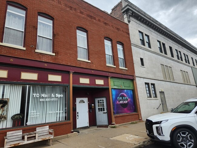 property at 417 E Spring St