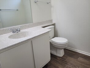 7385 Lariat Pl, Unit A in Rancho Cucamonga, CA - Foto de edificio - Building Photo