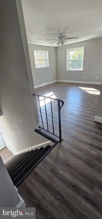 property at 2625 Parkside Terrace