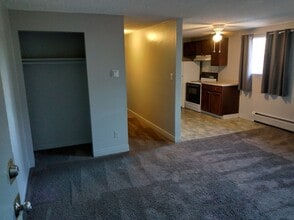 1941 Clinton St in Aurora, CO - Building Photo - Building Photo