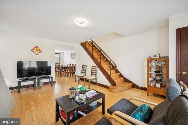 1813 Bergen St in Philadelphia, PA - Building Photo - Building Photo