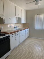 1135 E Lexington Ave in El Cajon, CA - Building Photo