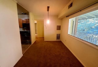 5604 Crenshaw Rd in Richmond, VA - Building Photo - Building Photo