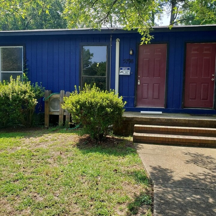 5798 Aftonshire Dr in Fayetteville, NC - Building Photo