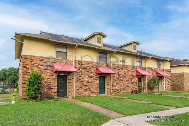 7801 Richard Frank Way in San Antonio, TX - Building Photo - Building Photo