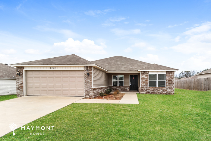 2240 Centennial Valley Dr in Benton, AR - Building Photo