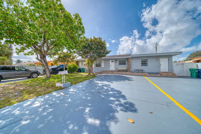 property at 7620 SW 21st St
