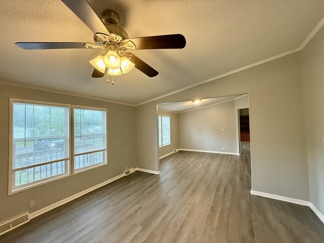 158 Fieldstone Dr in Fletcher, NC - Building Photo - Building Photo