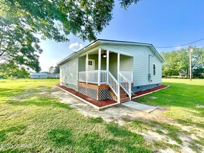 2813 Kinston Hwy in Richlands, NC - Building Photo - Building Photo