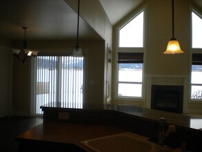 1124 Alder Creek Dr in Bozeman, MT - Building Photo - Building Photo