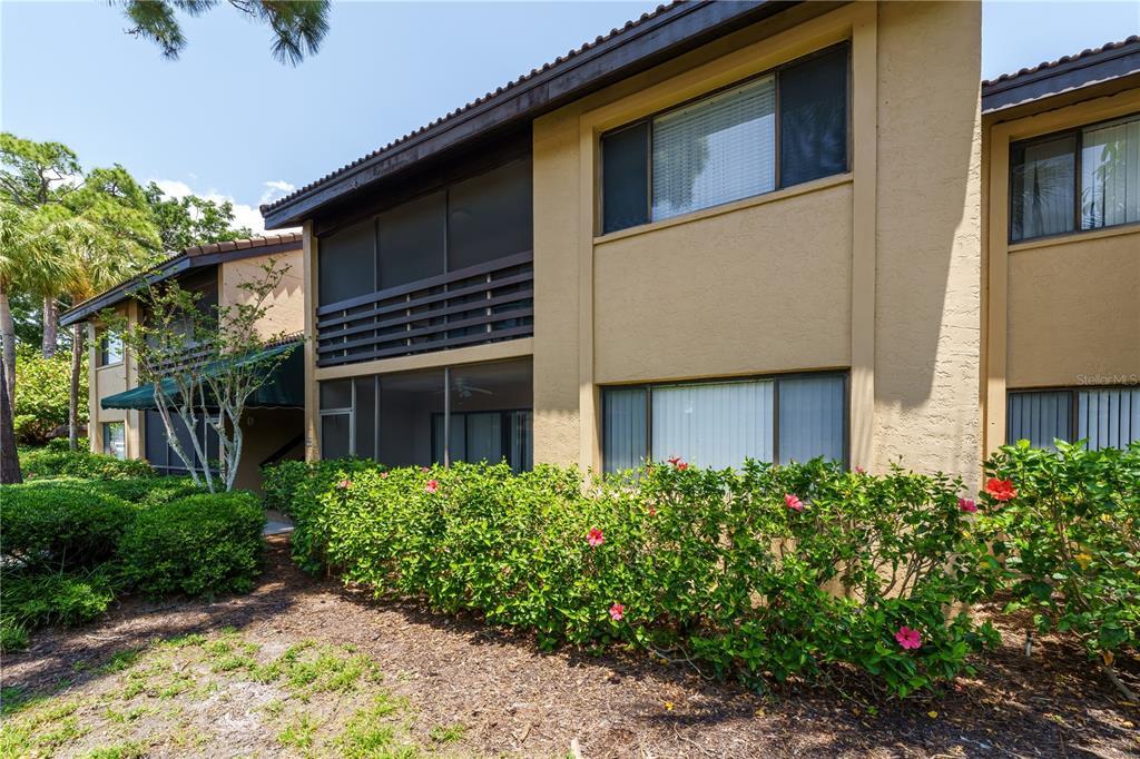 5685 Ashton Lake Dr in Sarasota, FL - Building Photo