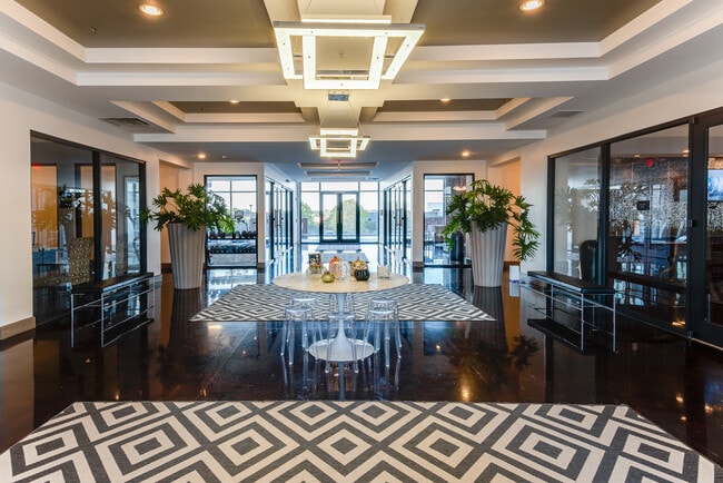 2700 Capitol Park in Tuscaloosa, AL - Foto de edificio - Building Photo