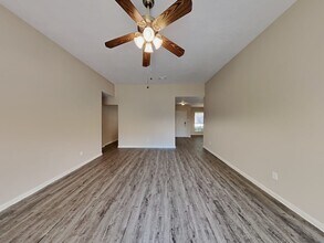 18203 Gravenhurst Ln in Tomball, TX - Building Photo - Building Photo