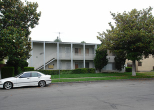 2077 S Spinnaker St in Anaheim, CA - Building Photo - Building Photo