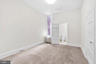 215 N 35th St in Philadelphia, PA - Building Photo - Building Photo
