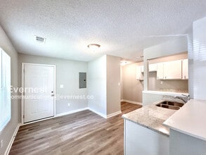 3727 Kerwin Dr in Memphis, TN - Building Photo - Building Photo
