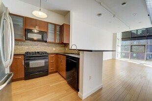 234 10th St in Jersey City, NJ - Building Photo