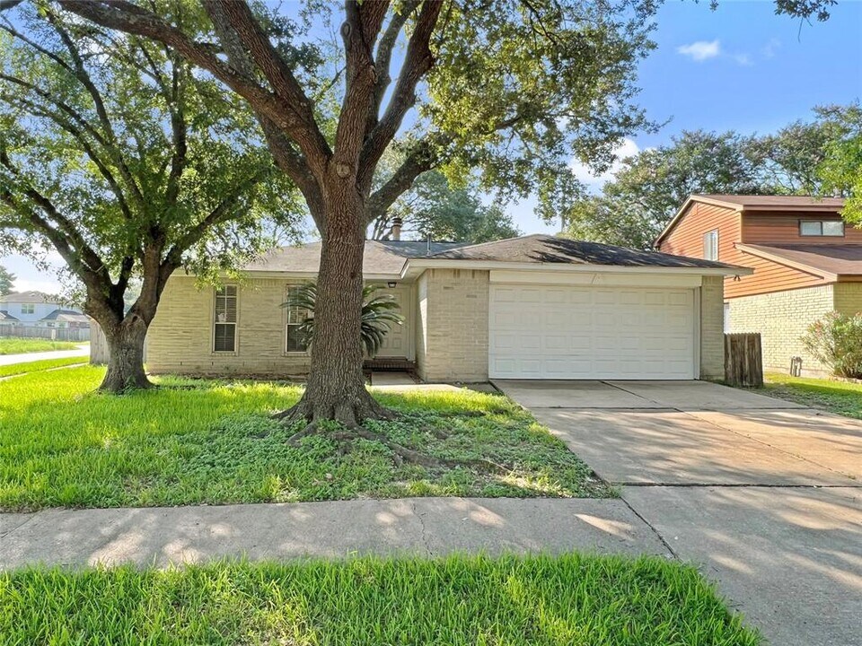 14303 Golden Cypress Ln in Cypress, TX - Building Photo