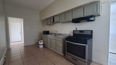 123 75th St in North Bergen, NJ - Building Photo - Building Photo