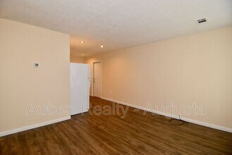 3118 Old Louisville Rd in Augusta, GA - Building Photo - Building Photo