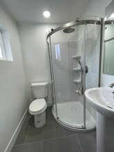 501 Burnett Ave S in Renton, WA - Foto de edificio - Building Photo