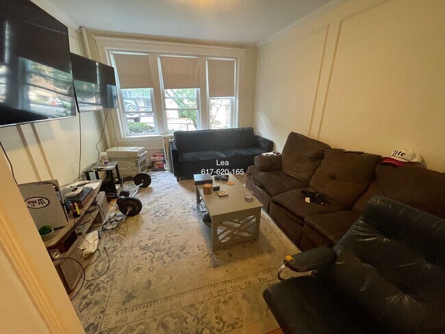 property at 8 Vinal St