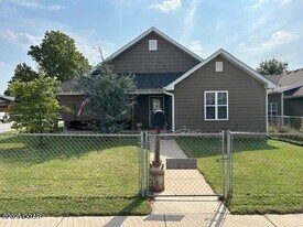 2501 Murphy Ave in Joplin, MO - Building Photo