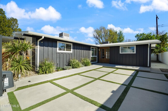 property at 7806 Kentland Ave