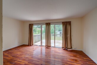 6520 Tottenham Rd in Madison, WI - Building Photo - Building Photo