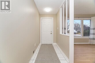 983 Cleta St in Burlington, ON - Building Photo - Building Photo