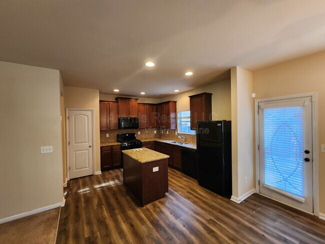 2385 Capella Cir SW in Atlanta, GA - Building Photo - Building Photo