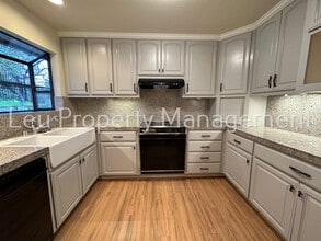 1098 Cindy Ct in Placerville, CA - Building Photo - Building Photo