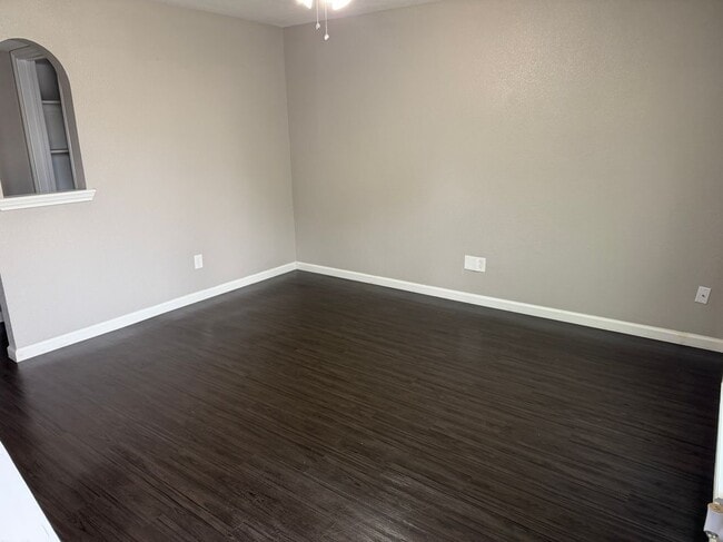 property at 410 Conveyor Dr