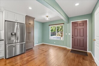 3224 Via Verde Terrace in Davis, CA - Building Photo - Building Photo