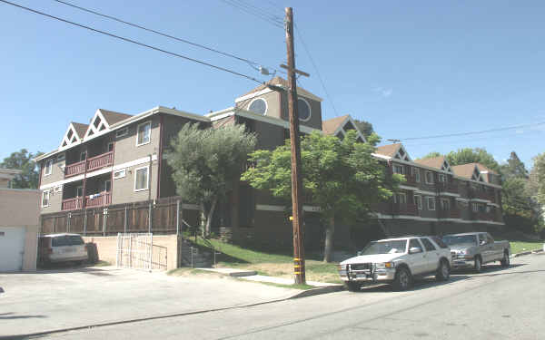 5945-5957 Arroyo Dr in Los Angeles, CA - Building Photo - Building Photo