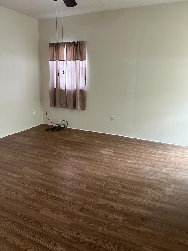 152 W Warrington Ave in Pittsburgh, PA - Foto de edificio - Building Photo