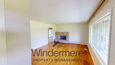 2544 Kendall Rd in Walla Walla, WA - Foto de edificio - Building Photo
