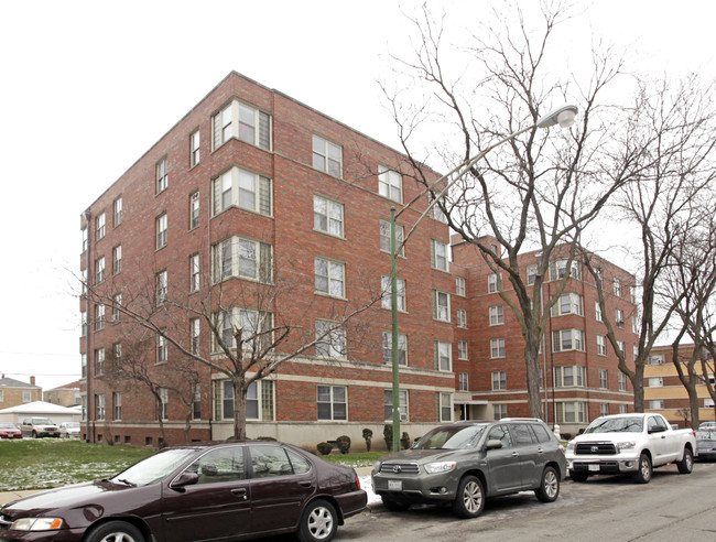 2600 W Berwyn Ave in Chicago, IL - Building Photo - Building Photo