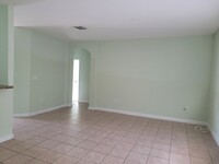 3365 NE 14th Dr, Unit 201 in Homestead, FL - Foto de edificio - Building Photo